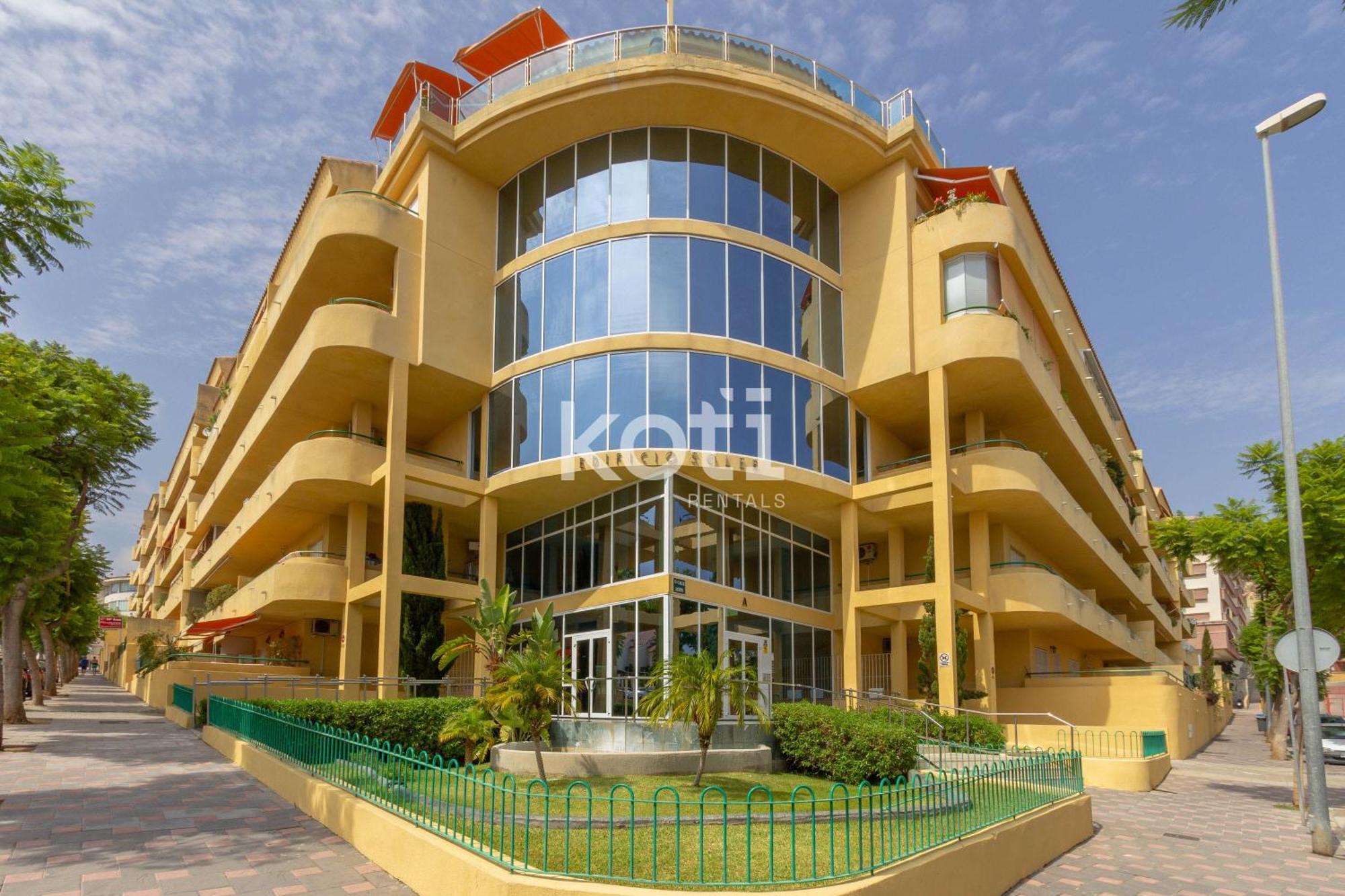 Koti Rentals - Nenufar Фуэнхирола Экстерьер фото